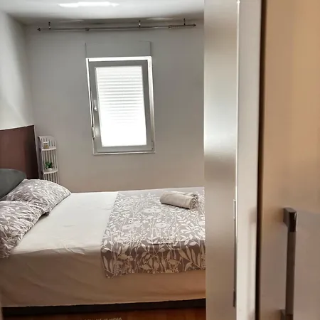 Apartment Esra *